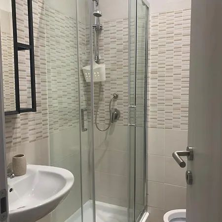 Domus Antica Trastevere B&B